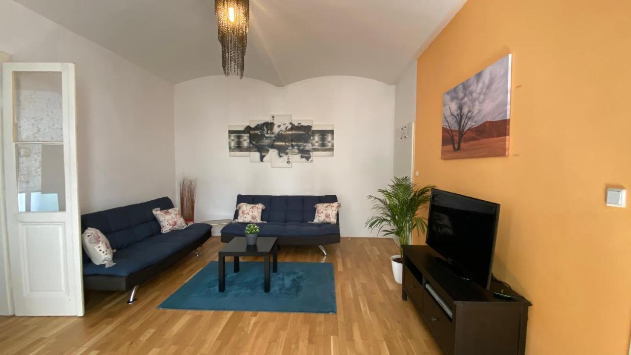 Citycenter Apartment Виена Екстериор снимка