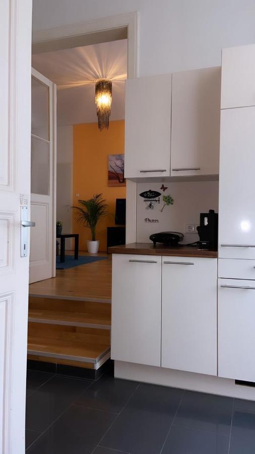 Citycenter Apartment Виена Екстериор снимка